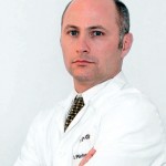 DIEGO JOSÉ RICHARDS MÉDICO ESPECIALISTA EN OFTALMOLOGÍA DE OFTALMEDIC