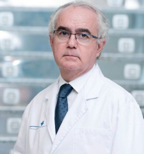 El doctor Carlos Dolz en el Instituto de Endoscopia Digestiva de Clínica Juaneda, es miembro de American Society of Gastrointestinal Endoscopy y de las principales sociedades españolas y europeas.
