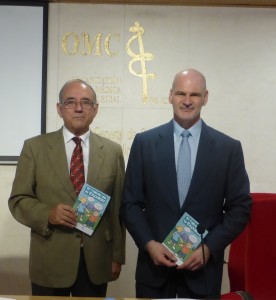 El presidente de la OMC, Dr. Juan José Rodríguez Sendín, junto al presidente de la Fundación Kovacs, el Dr. Francisco Manuel Kovacs.