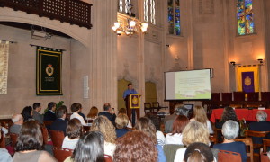 Un momento de la conferencia del Dr Enrique Castro