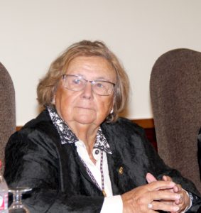 Dra. Carmen Leal